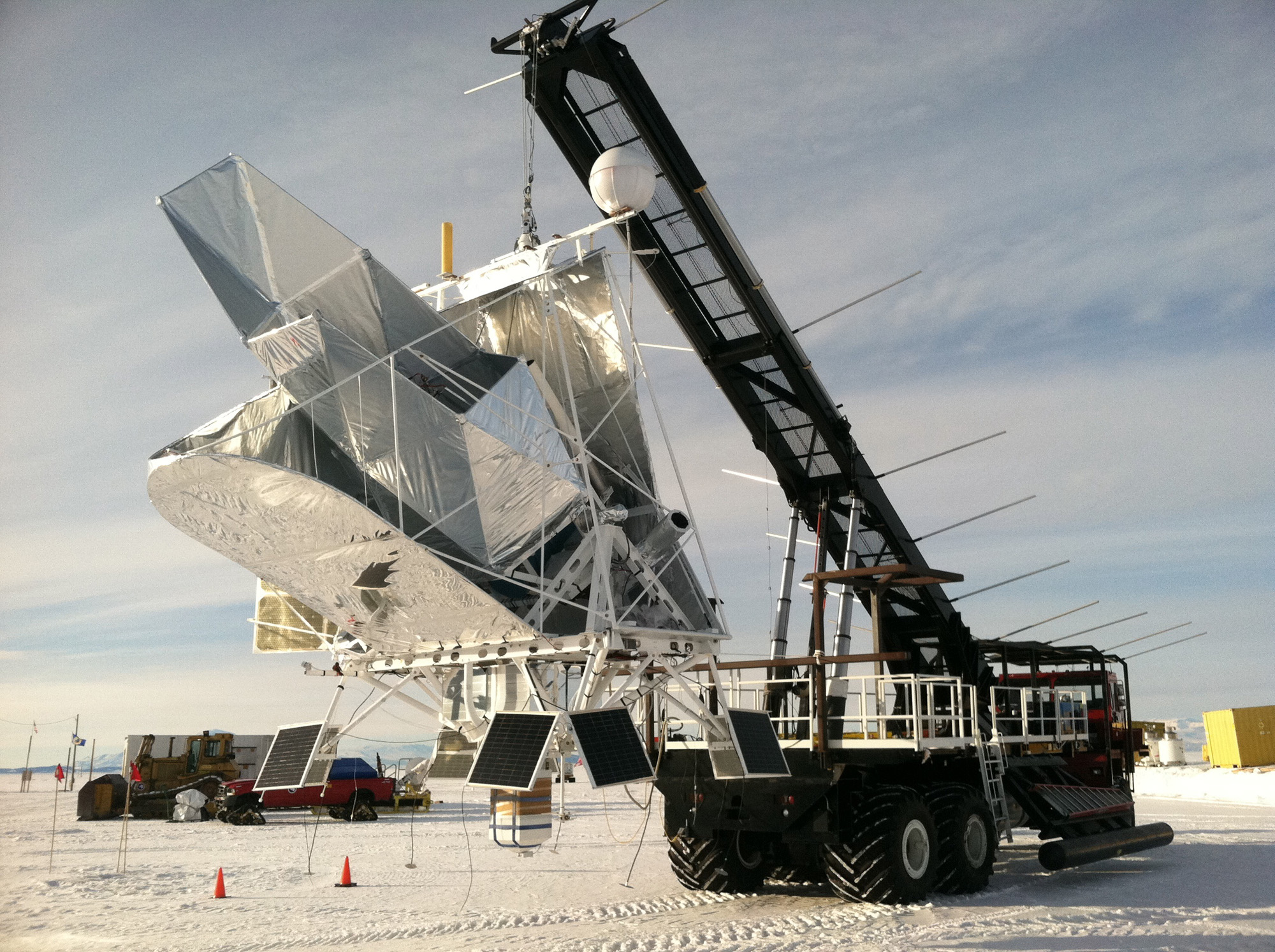 NASA Launches Telescope-Toting Balloon from Antarctica on Christmas